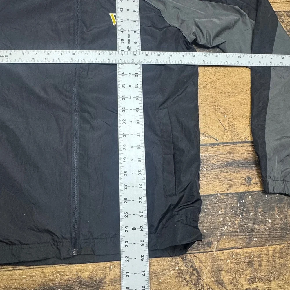 Under Armour Wake Forest‎ WF Demon Deacons AllSeasonGear Lightweight Jacket SM